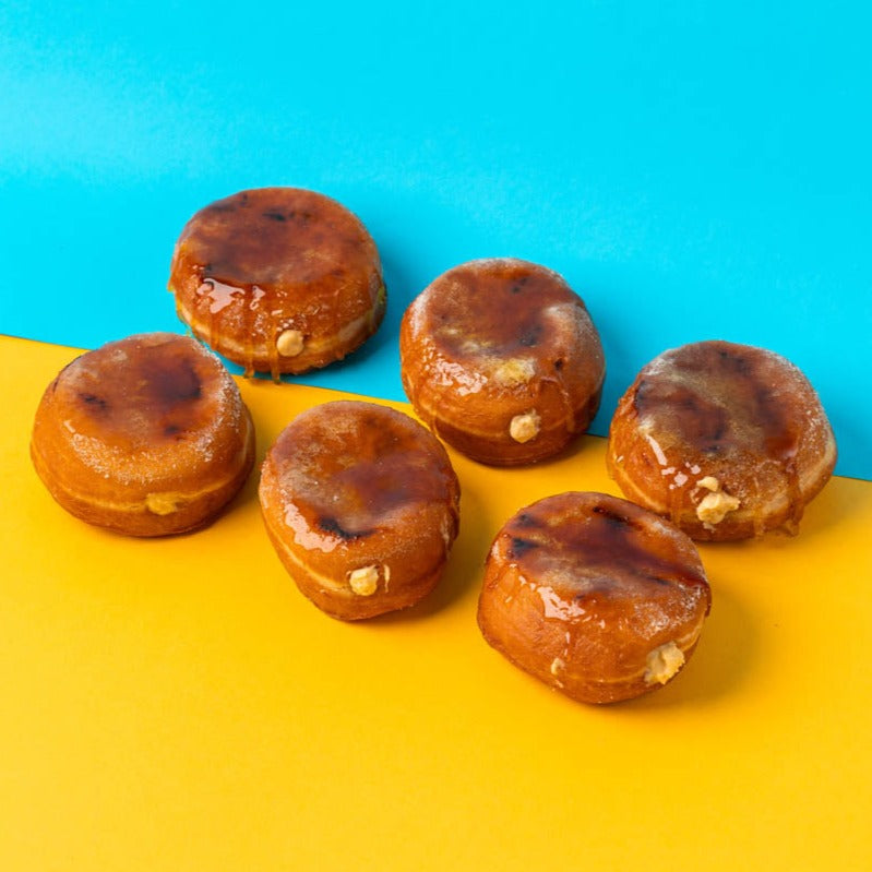 Crème brûlée donut gift box (VG)