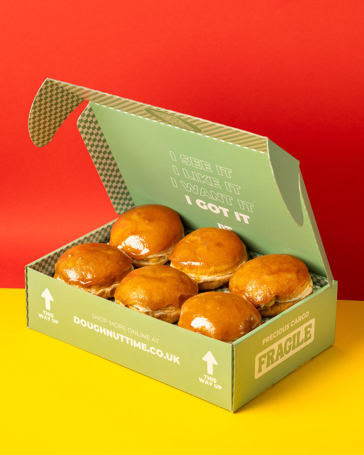 Confezione regalo di ciambella alla crema brûlée (VG)