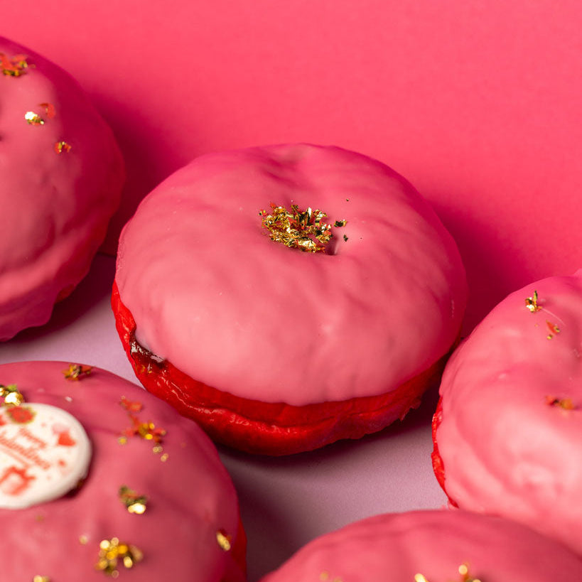 “Velvet Valentine” confezione regalo donut (VG)