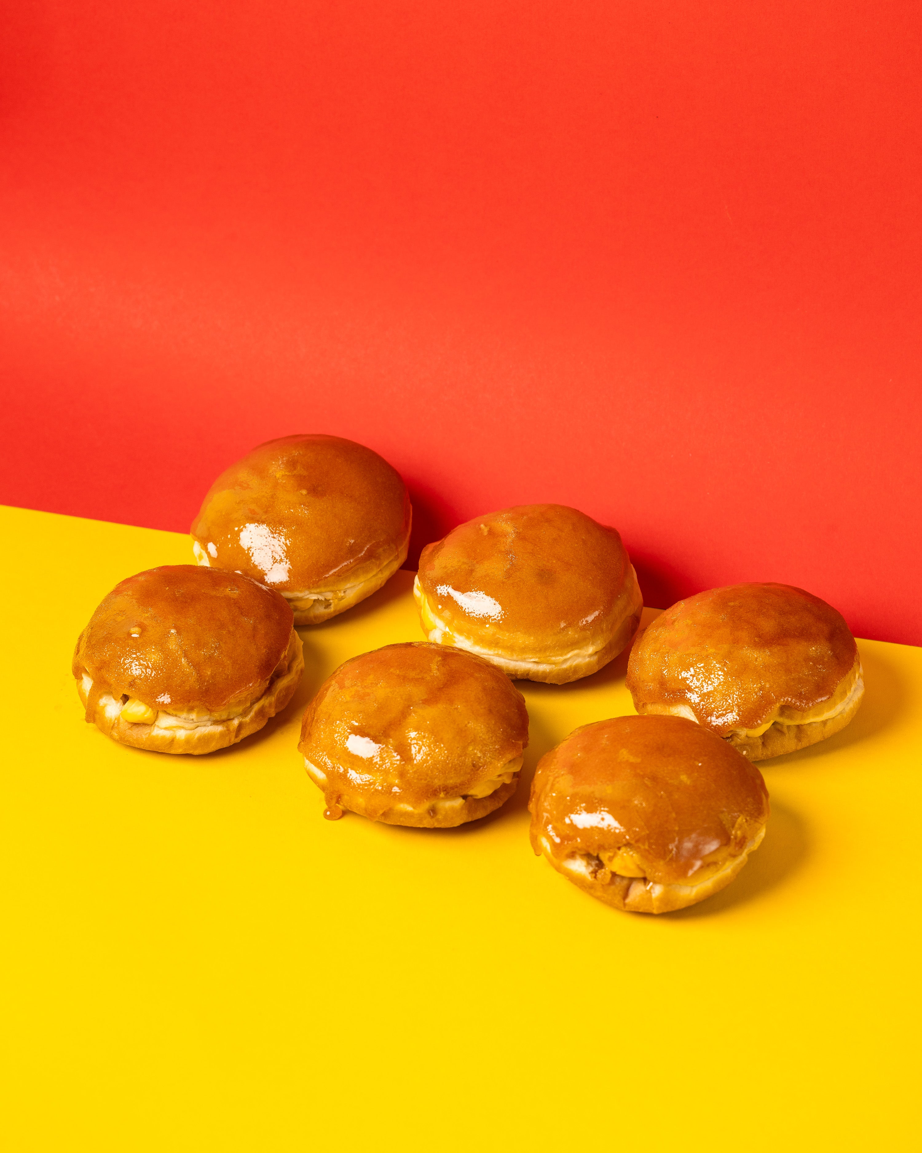 Crème brûlée donut gift box (VG)