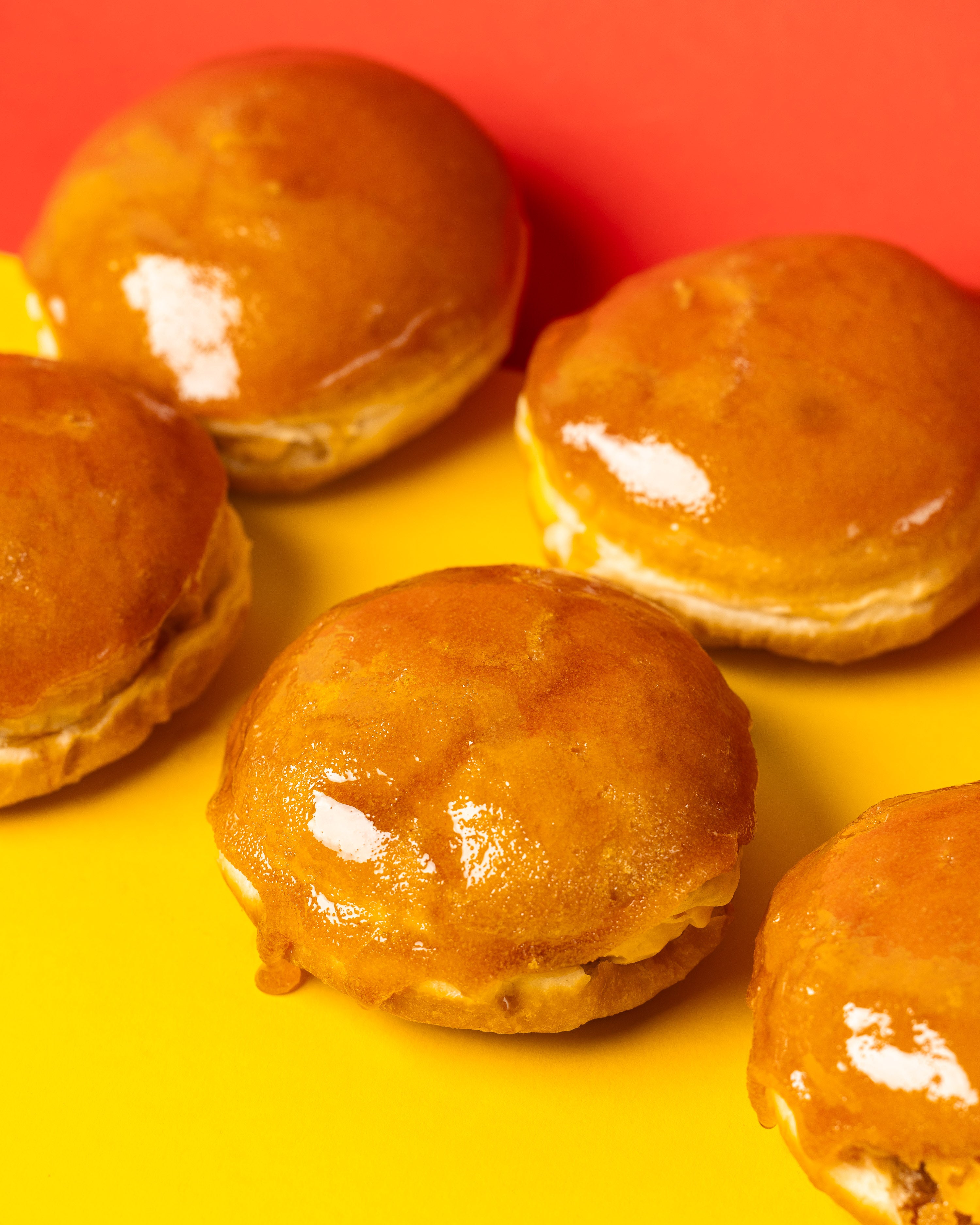 Crème brûlée donut gift box (VG)