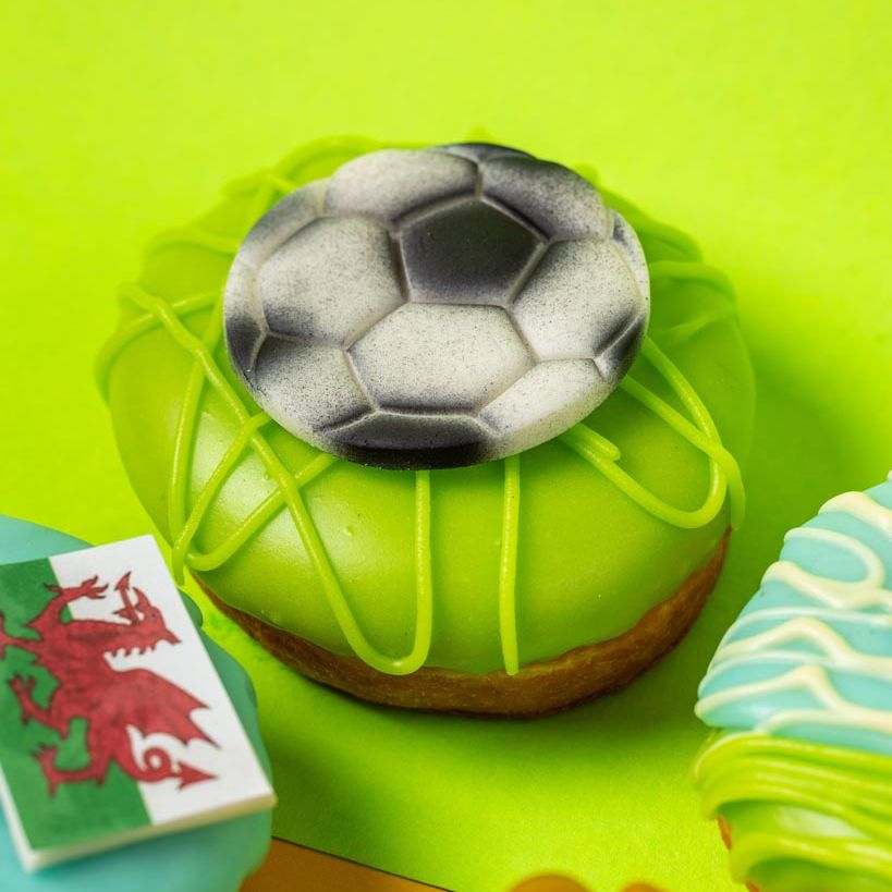 "Football Special" donut gift box (vegan)