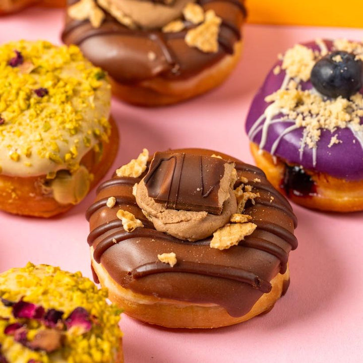 "Caja de regalo mini donuts "Favoritos de Leo