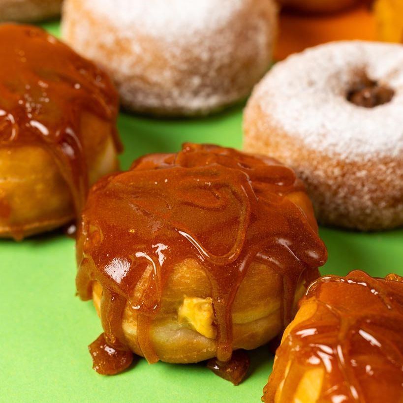 "Caja de regalo mini donuts "Favoritos de Leo